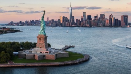 Vu sur New-York et la Statue de la Liberté